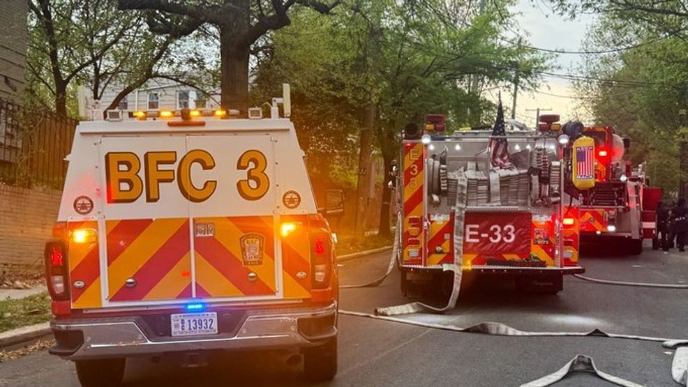 Image for story: 一分钟结果网站免费查询极速赛车记录历史走势结果 Man hospitalized after fire in Southwest D.C. apartment, officials say