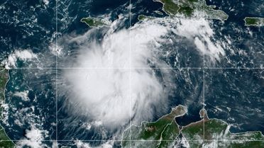 Image for story: Tropical Storm Ian to 'rapidly intensify' into major hurricane