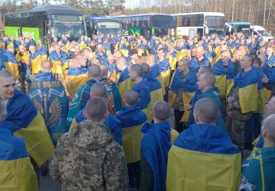 Image for story: Putin declares 'Easter truce' amid largest prisoner swap in Russia-Ukraine war
