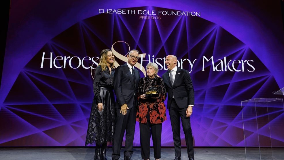 Image for story: 7Salutes: Military and veteran caregivers honored at star-studded DC gala