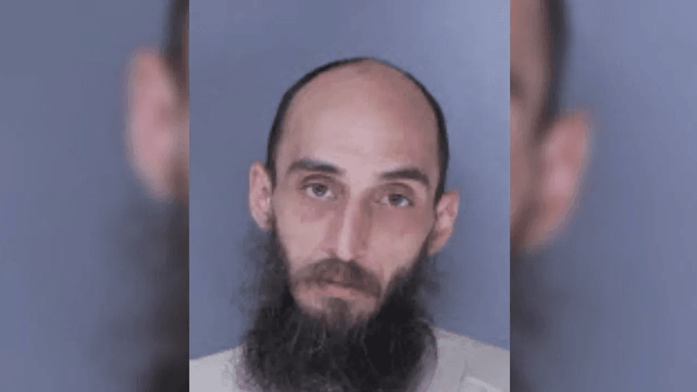 Image for story: 'I will confess': 911 audio reveals grievances of arson suspect against Governor Shapiro